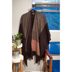 Urban Outfitters winter wrap